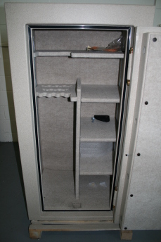 Used Fort Knox Defender Gun Safe 6031 Showroom Model Safe